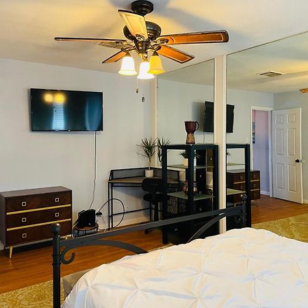 San Antonio Comfort 4 Bedroom 3 Bath Home 5 Mins From Sea World Exterior photo